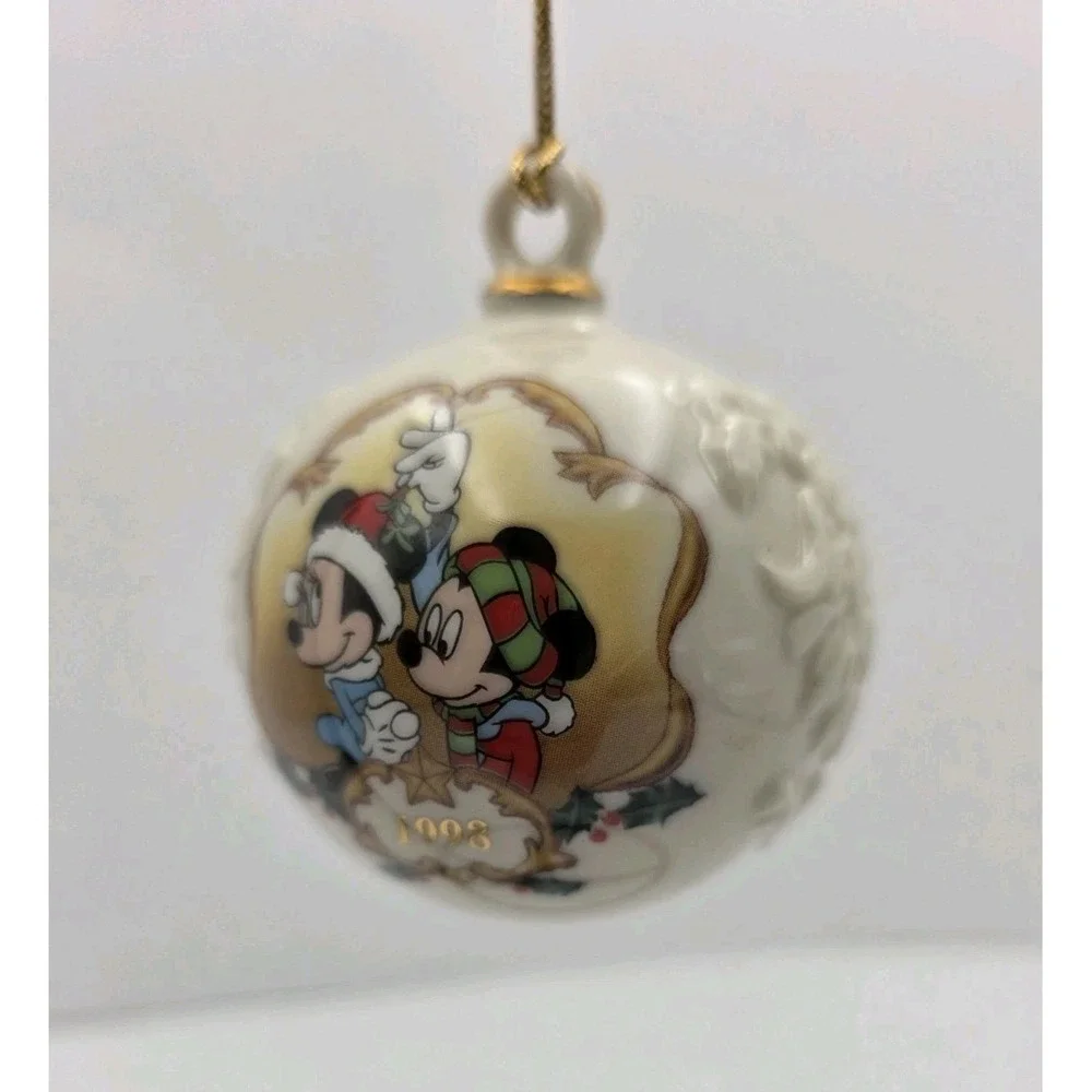 Lenox Disney Mickey Minnie Under Mistletoe Ornament 1998‎ PorcelainGold